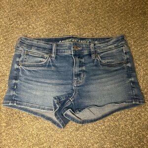American Eagle Outfitters Women's Classic Blue Jean Shorts